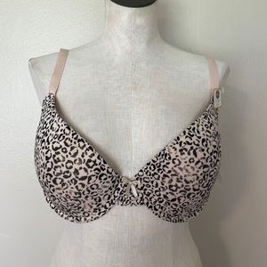 NWT Adrienne Vittadini 40DD T-Shirt Bra
